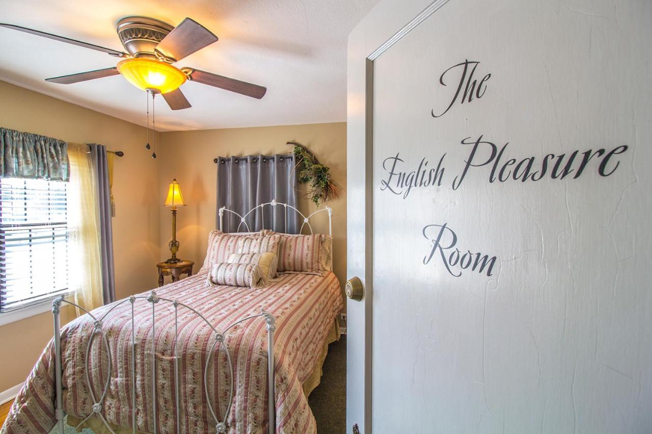 آفا The Foxtrot Inn الغرفة الصورة